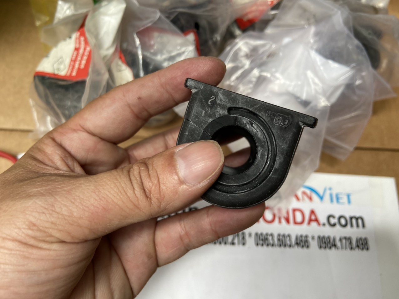 Cao su ốp cân bằng xe Honda CITY 2021-2023